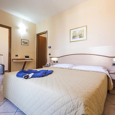 Residence XX Settembre Alba  Pokój zdjęcie